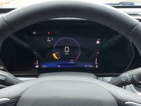Used 2025 Chevrolet Trax ACTIV w/ Driver Confidence Package FWD image 26