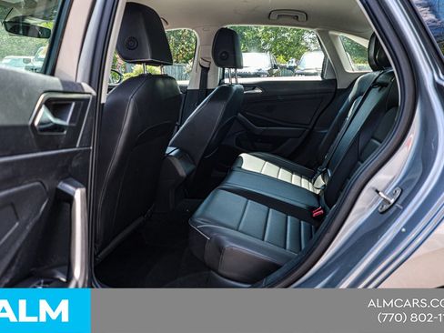 Used 2024 Volkswagen Jetta SE FWD image 19