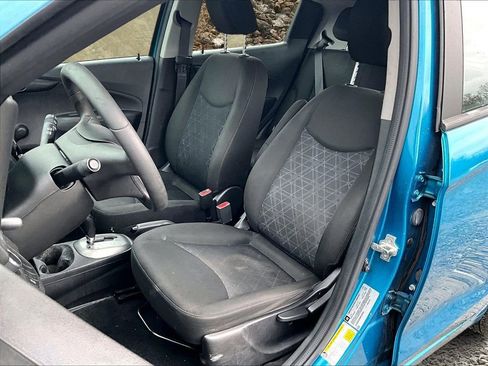 Used 2021 Chevrolet Spark LS image 19