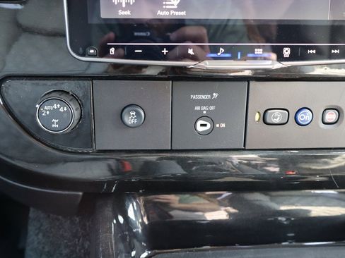 New 2025 Chevrolet Express 2500 Extended w/ Driver Convenience Package image 17