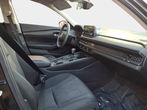 Used 2023 Honda Accord LX image 26