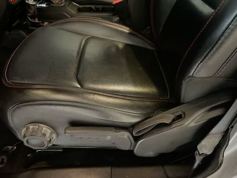 Used 2020 Jeep Gladiator Rubicon image 12