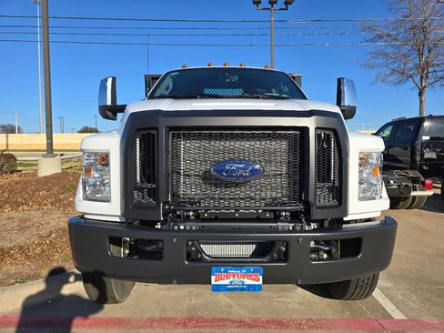New 2026 Ford F650 2WD Regular Cab Super Duty image 3