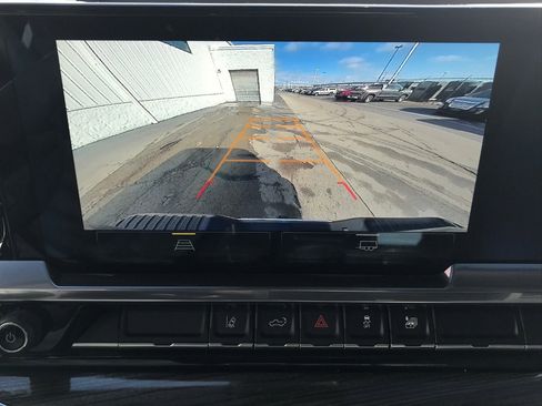 Used 2024 Chevrolet Silverado 2500 LT image 19