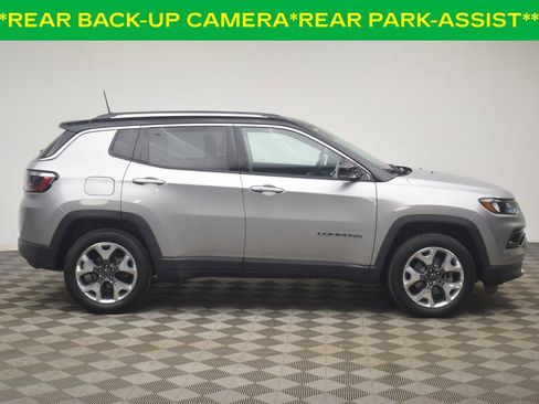 Used 2022 Jeep Compass Limited AWD/4WD image 13