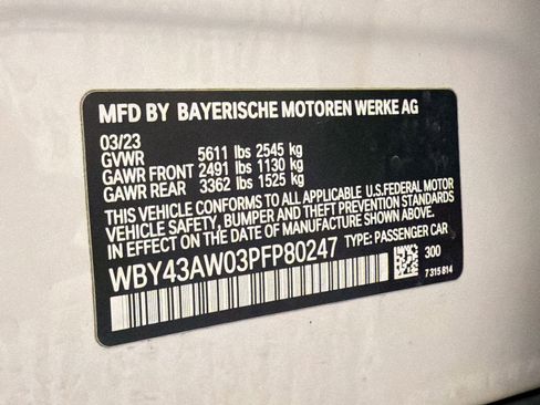 Used 2023 BMW i4 eDrive35 RWD image 19