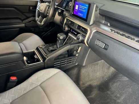 Used 2025 Toyota Tacoma SR5 image 16