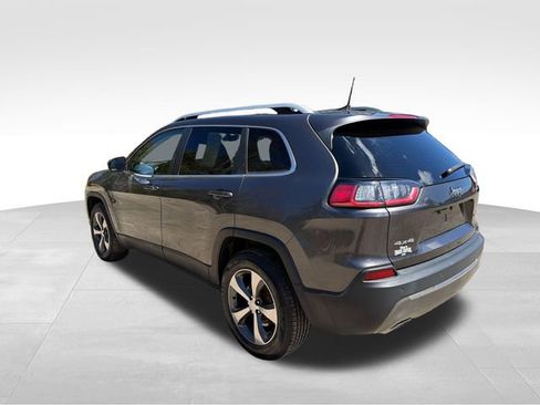 Used 2019 Jeep Cherokee Limited w/ Technology Group AWD/4WD image 5