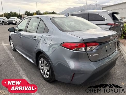 Used 2025 Toyota Corolla LE FWD image 14