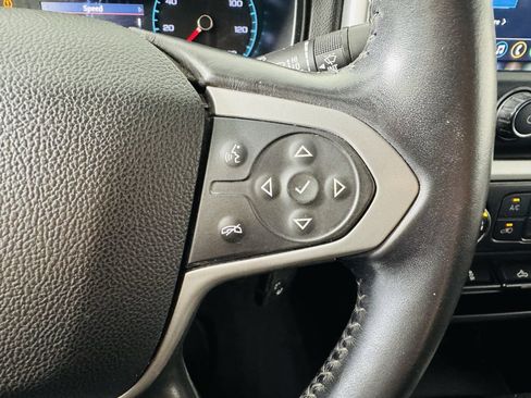 Used 2020 Chevrolet Colorado LT w/ LPO, Premium Interior Package AWD/4WD image 11