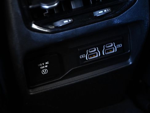 Used 2022 Jeep Grand Cherokee Altitude image 28