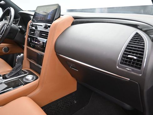 Used 2024 INFINITI QX80 Sensory w/ Cargo Package AWD/4WD image 25