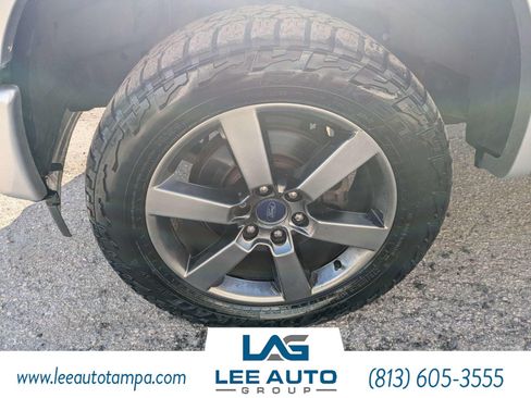 Used 2017 Ford F150 Lariat w/ Equipment Group 502A Luxury AWD/4WD image 10