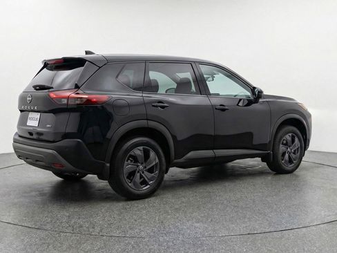 Used 2025 Nissan Rogue SV AWD/4WD image 9