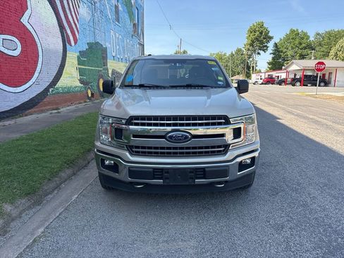 Used 2018 Ford F150 XLT w/ Equipment Group 301A Mid AWD/4WD image 11