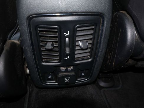 Used 2016 Jeep Grand Cherokee High Altitude AWD/4WD image 17