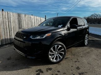 New 2025 Land Rover Discovery Sport Dynamic SE image 1