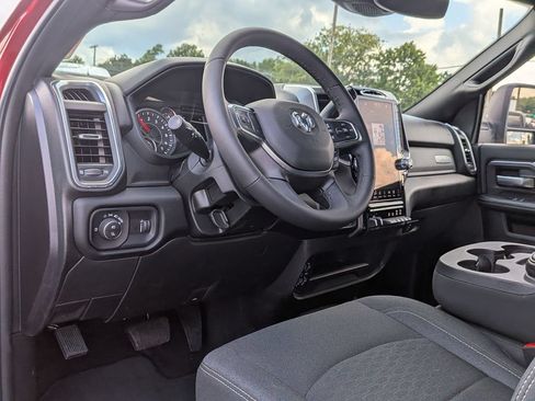 Used 2026 RAM 2500 Big Horn AWD/4WD image 9