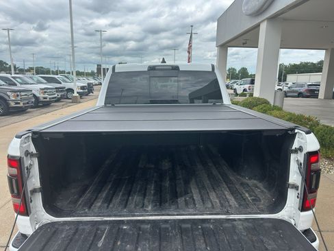 Used 2024 RAM 1500 Limited AWD/4WD image 14