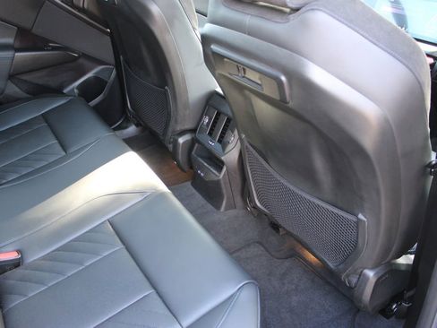 Used 2025 BMW X3 xDrive30i w/ Premium Package image 51