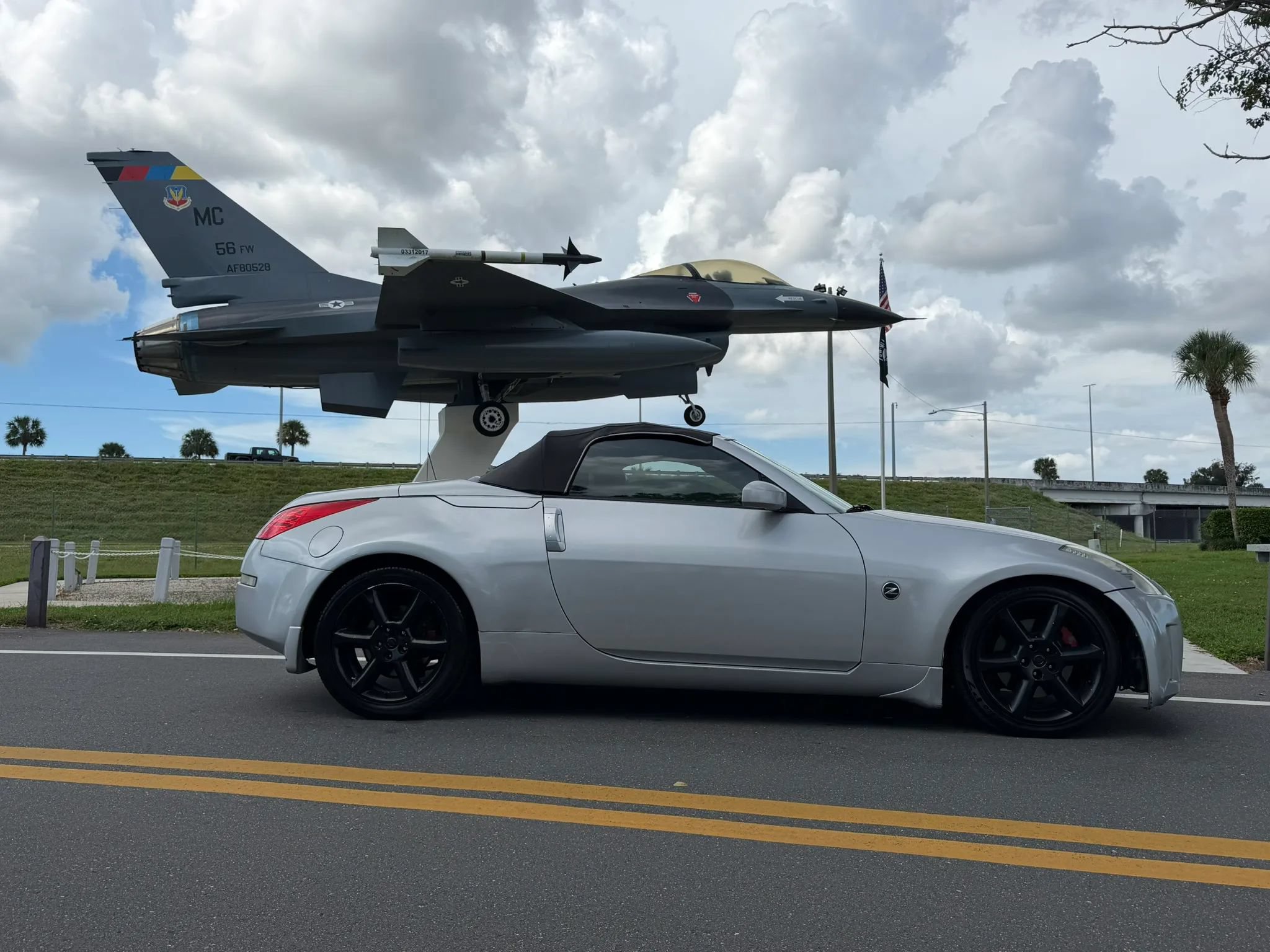 Used 2006 Nissan 350Z Enthusiast RWD image 1