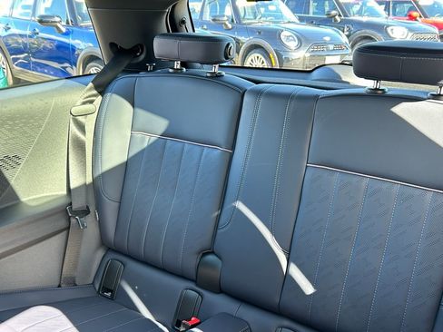 Used 2025 MINI Cooper S image 28