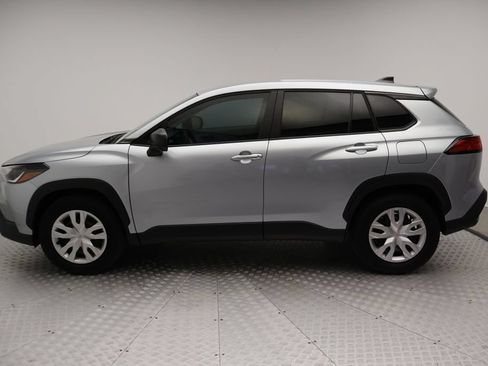 Used 2023 Toyota Corolla Cross L FWD image 12