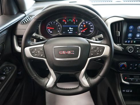 Used 2023 GMC Terrain SLT image 29