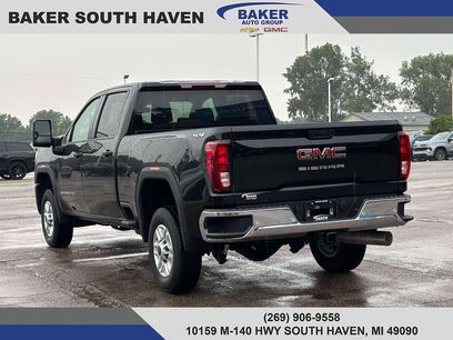 New 2026 GMC Sierra 2500 Pro w/ 1SA Pro Safety Plus Package