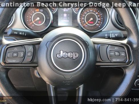 Used 2023 Jeep Wrangler Sport image 17