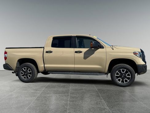 Used 2018 Toyota Tundra SR5 w/ TRD Off Road Package AWD/4WD image 7