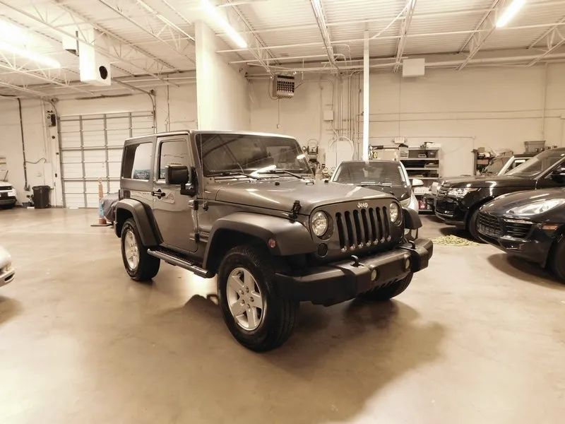 Used 2016 Jeep Wrangler Sport w/ Quick Order Package 24S AWD/4WD image 3