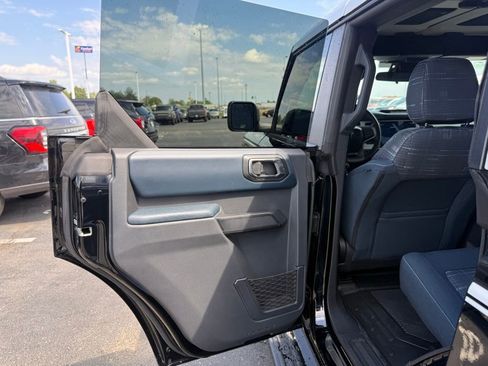 New 2025 Ford Bronco Heritage Edition AWD/4WD image 35
