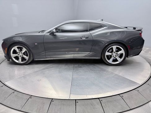 Used 2017 Chevrolet Camaro SS image 8