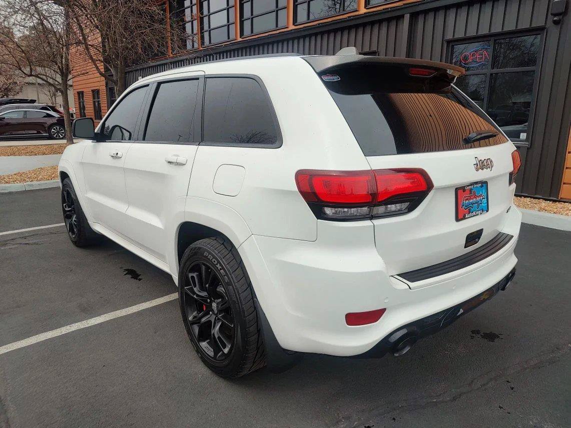 Used 2015 Jeep Grand Cherokee SRT AWD/4WD image 3