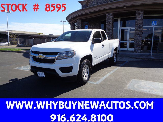 Used 2017 Chevrolet Colorado W/T w/ WT Convenience Package AWD/4WD image 1