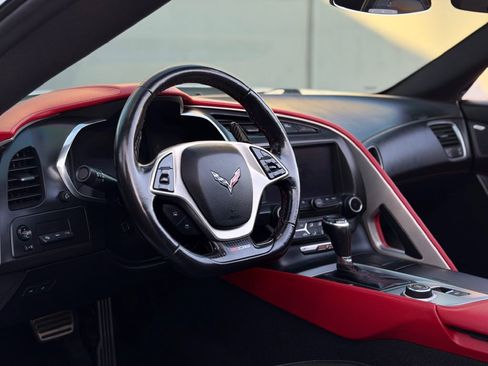 Used 2015 Chevrolet Corvette Z06 w/ Z07 Performance Package image 27