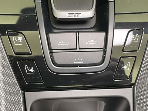 Used 2024 Porsche 911 Carrera S image 31