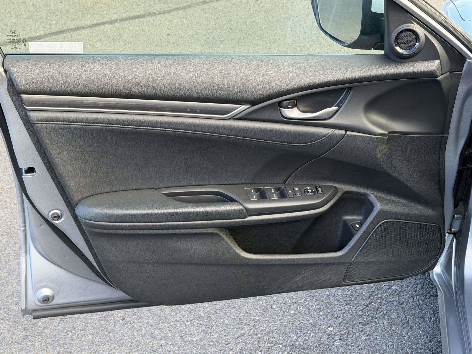 Certified 2020 Honda Civic EX-L image 6