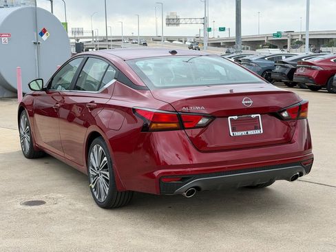 New 2026 Nissan Altima 2.5 SV image 6