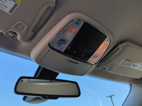 Used 2022 Chrysler 300 Touring image 19