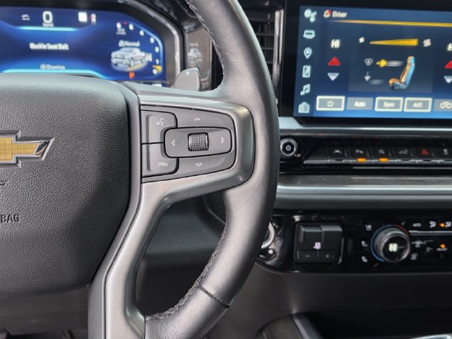 Used 2022 Chevrolet Silverado 1500 LTZ AWD/4WD image 31