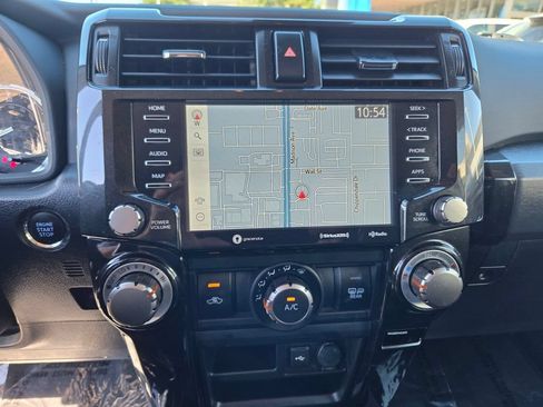 Used 2023 Toyota 4Runner TRD Off-Road Premium AWD/4WD image 16