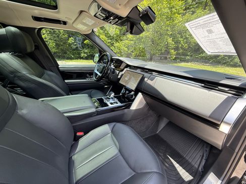 Used 2023 Land Rover Range Rover Autobiography AWD/4WD image 22
