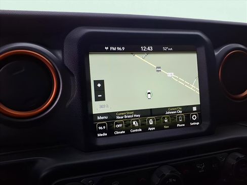 Used 2022 Jeep Gladiator Mojave w/ Trailer Tow Package image 15