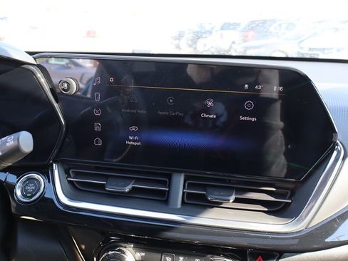 New 2026 Chevrolet Trax RS w/ Sunroof Package image 18