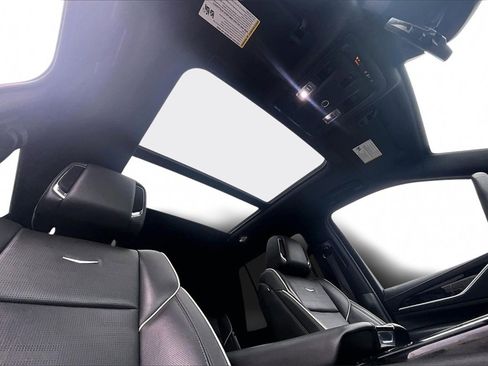 Used 2024 Cadillac Escalade Sport image 21