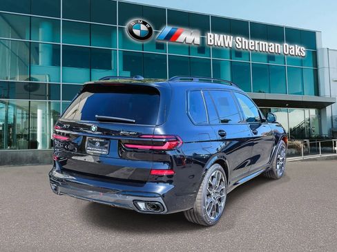 New 2026 BMW X7 xDrive40i w/ Executive Package AWD/4WD image 4