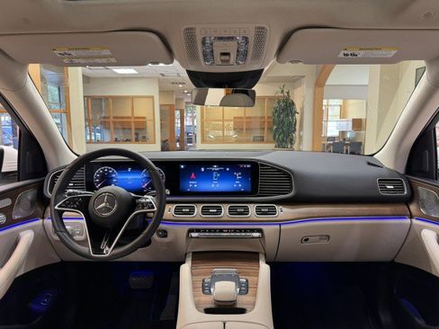 Certified 2025 Mercedes-Benz GLE 350 4MATIC image 7