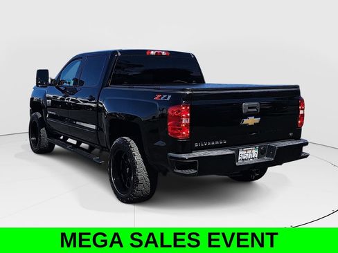 Used 2018 Chevrolet Silverado 1500 LT w/ All Star Edition AWD/4WD image 5